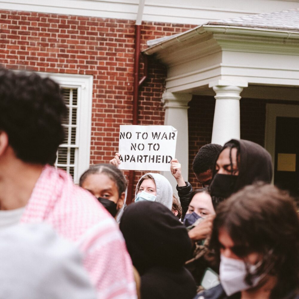 UVA touts free speech on Grounds while continuing to restrict student organizers 