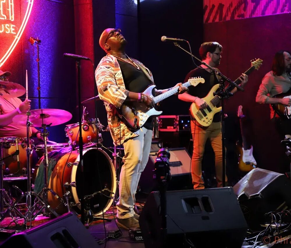 Gordon Sterling and The People at Rapture 8/23