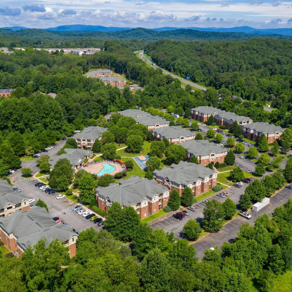 Albemarle supervisors approve rezoning to add 165 more units at existing Fifth Street complex
