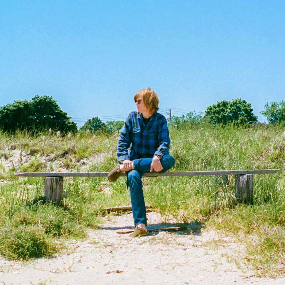 Brett Dennen brings the audience into his act on new tour